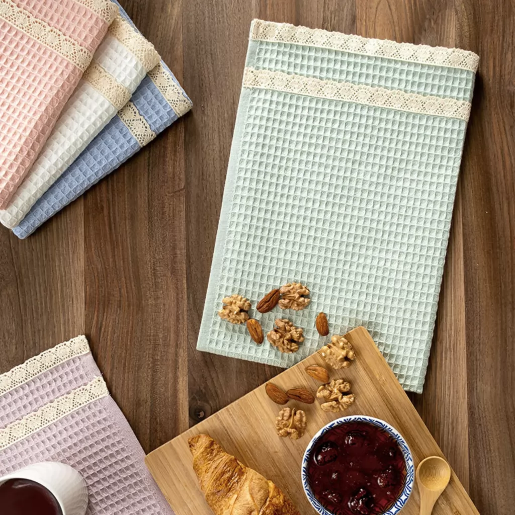 Tea Towel with Lace